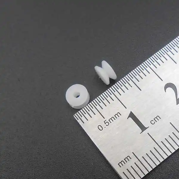 30 шт 5 мм пластиковый шкив МОДЕЛЬ передачи колеса мотора внешний Dia.5mm вал шкивы внутренняя Dia.1.5mm 1,45 мм белый 30 шт./лот HQ* FD174X30