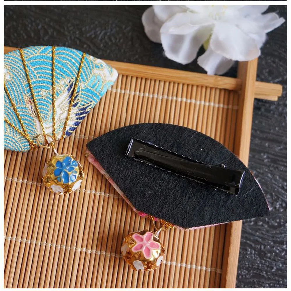 Винтажный женский милый веер с Сакурой маленькая заколка в форме колокольчика