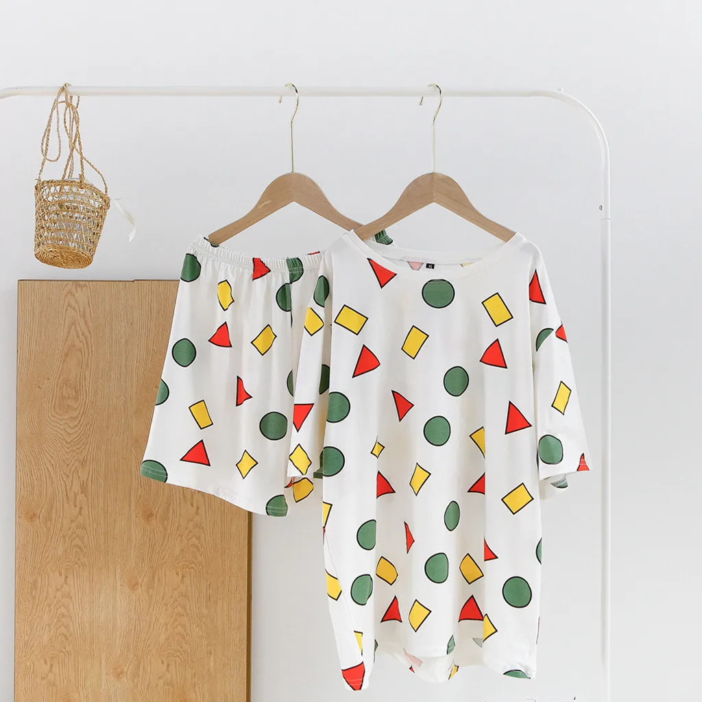 Бесплатная Страусиная мода Женские шорты с коротким рукавом пижамы мультяшная