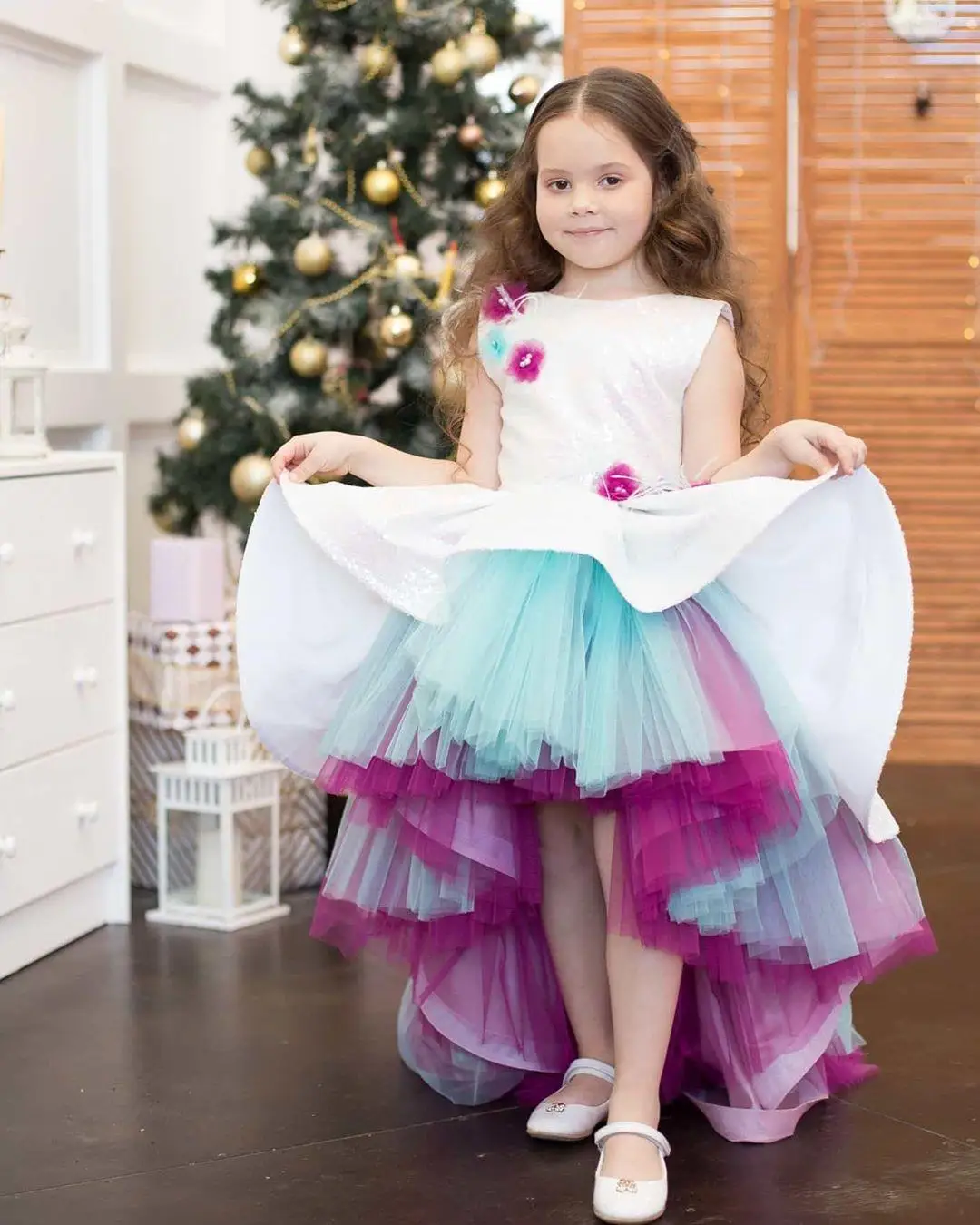 

Colorful Sequined Flower Girl Dresses A-line Hi-Lo Little Girl Wedding Dresses Cheap Communion Pageant Dresses Gowns