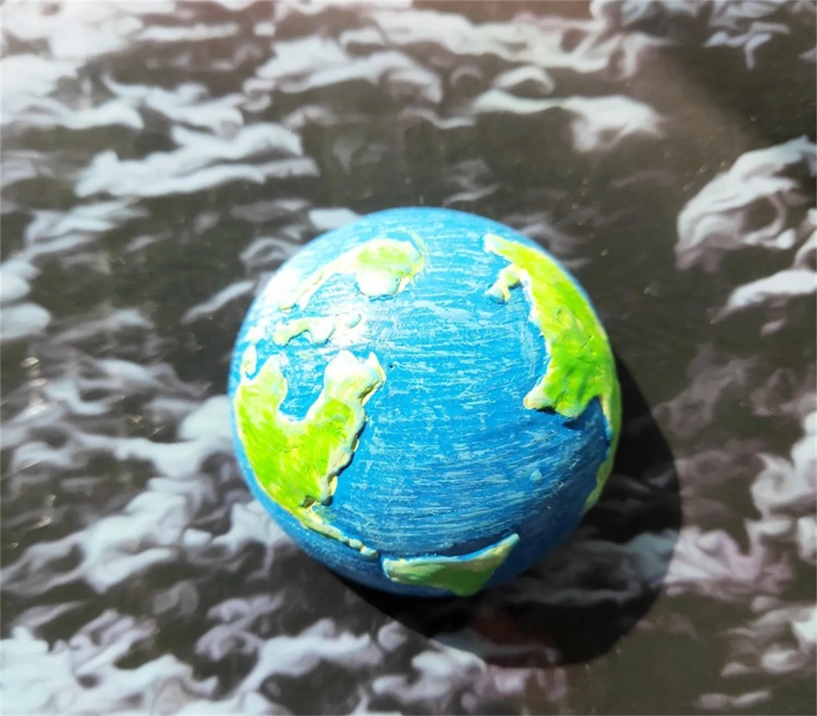 Наклейка на холодильник серии счастливая планета Космический астронавт