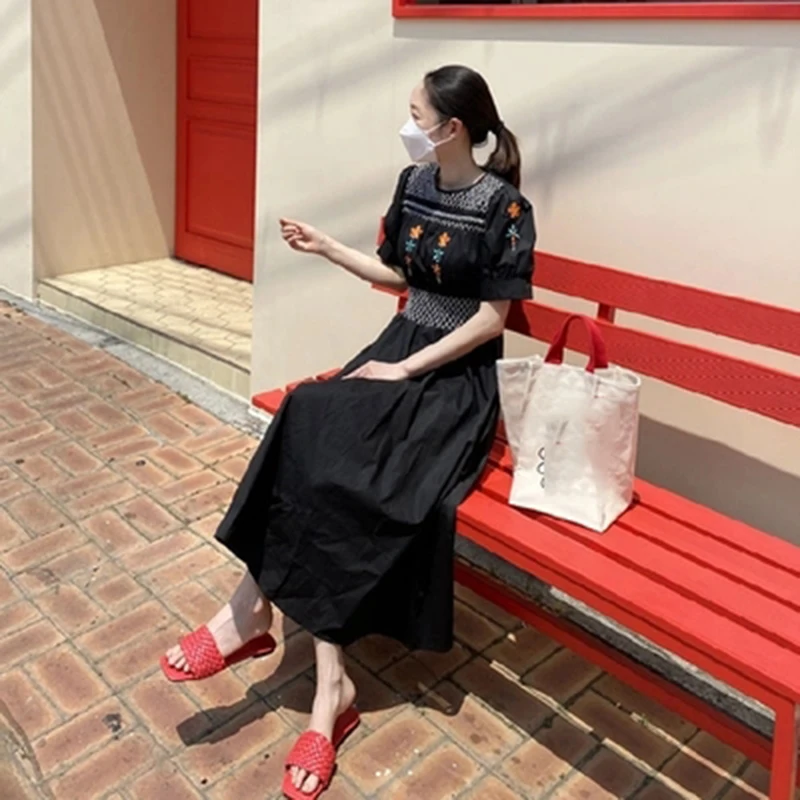 

GALCAUR Embroidery Vintage Dress For Women O Neck Short Sleeve High Waist Mid Hit Color Ruched Dresses Female 2021 Clothing Tide