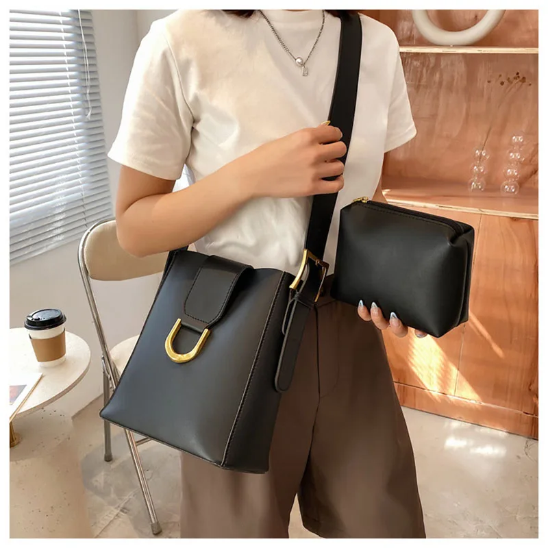 

Large Capacity Crossbody Bag For Women 2021Latest style Spring Summer Shoulder Bags All-match Casual brand Fashion Messenger bag