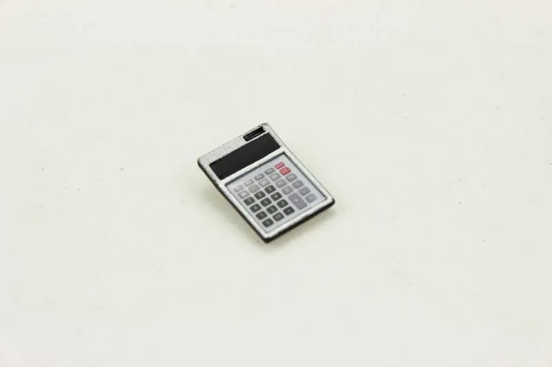 1pcs 1:12 Кукольный домик Миниатюрный Мини Калькулятор модель аксессуары для кукол игрушки для нового коллекционного подарка - Цвет: 1pcs