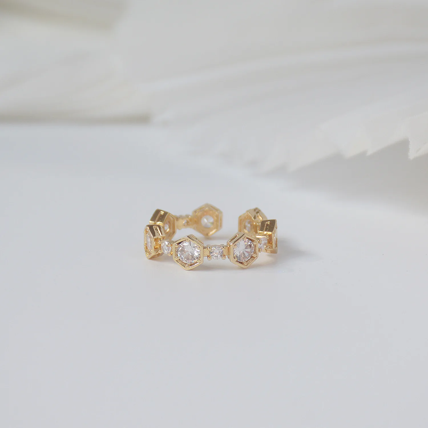 

Korean Elegant gold Color Rhinestone Crystal Rings For Women Wedding Engagement Full Zircon Finger Rings Jewelry Pendant Gift