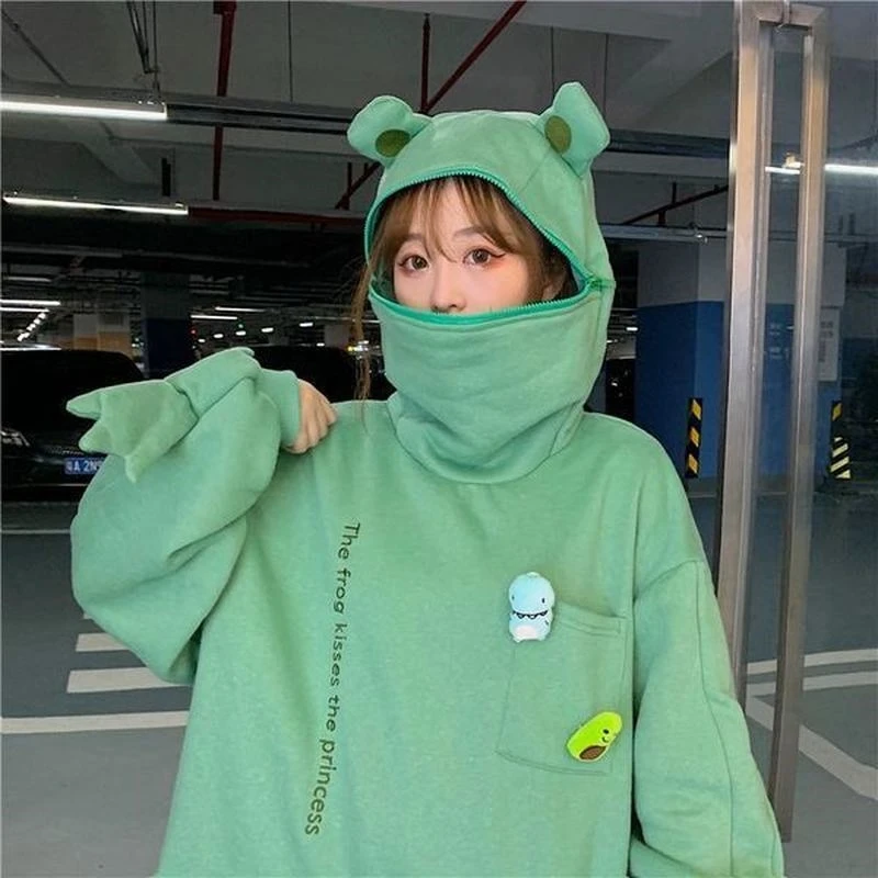 

Harajuku women's Hoodie, casual loose sweater, frog pattern, embroidery, doll decoration, winter, autumn