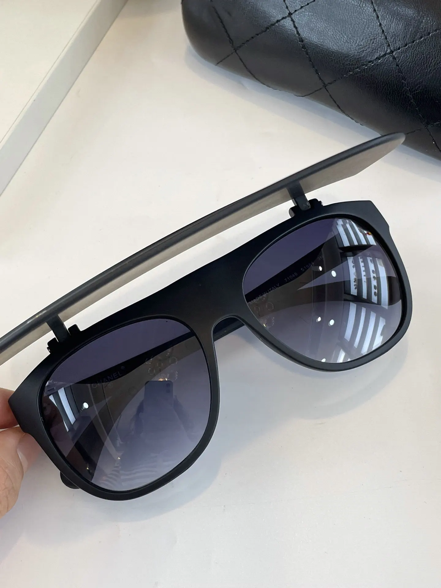 

Brand Designer Women's Sunglasses Square Wrap Frame Sunglasses Fashion Simple Glasses Luxury Gift Box Hot Ladies Sun Glasses