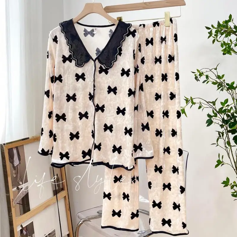 

Комплект пижамный Женский бархатный из 2 предметов, рубашка и брюки, одежда для отдыха, пижама с принтом, интимное белье, кружевная домашняя ...