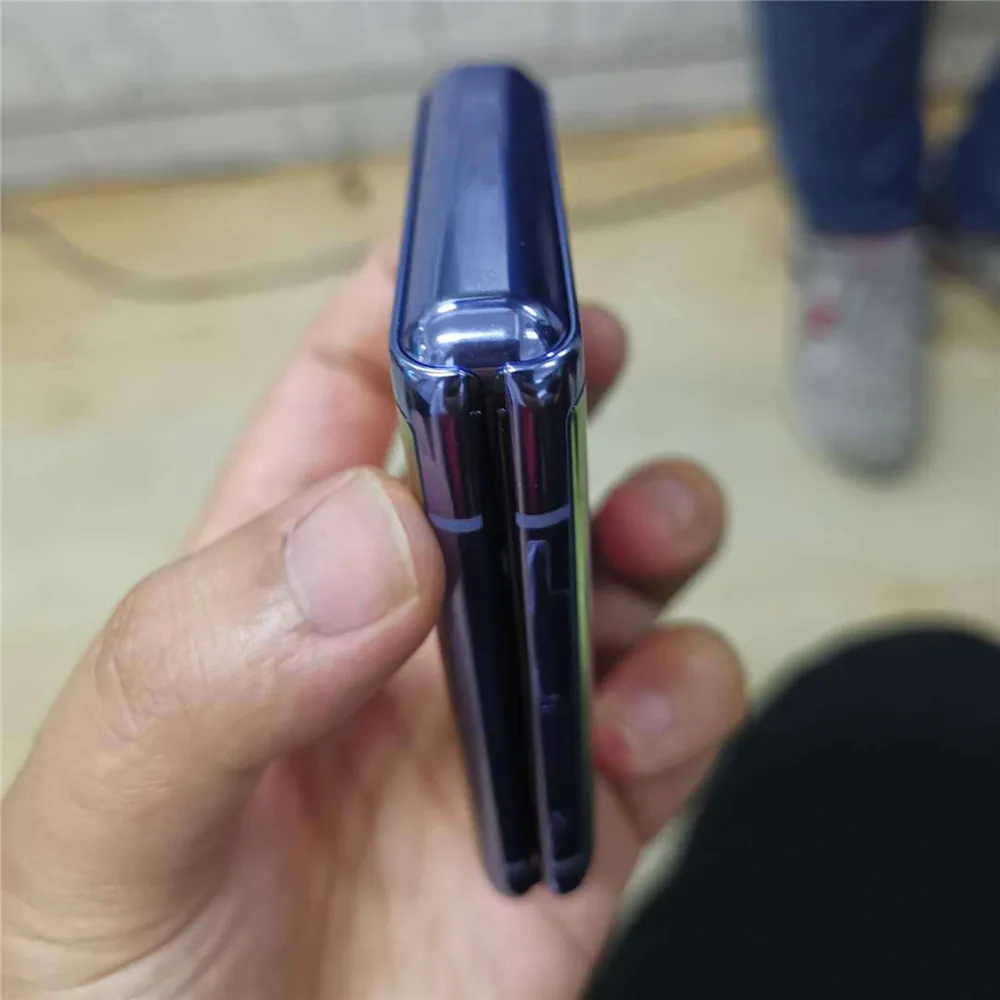 Прозрачный флип чехол тонкий защитный ударопрочный жесткий для Samsung Galaxy Z Флип