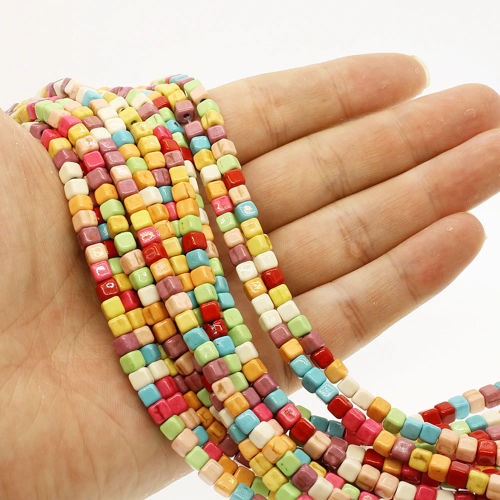 Натуральный бирюзовый камень разноцветные кубики бусины россыпью полуготовые