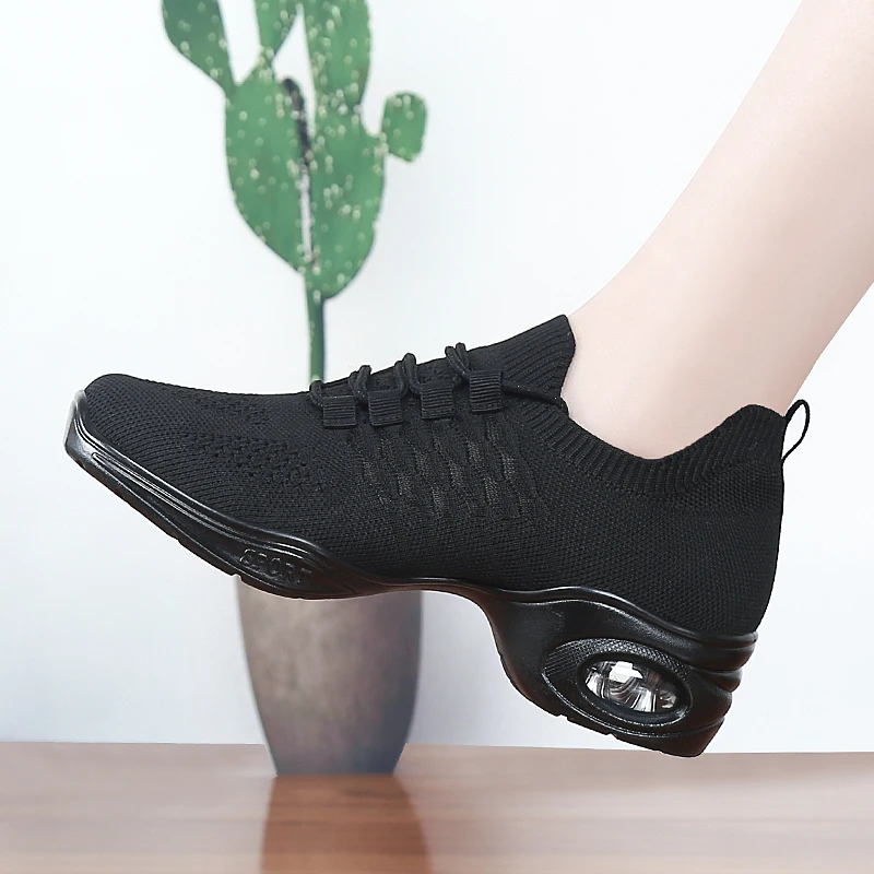 

Женские большие повседневные кроссовки; Светильник из сетчатого материала с полой подошвой; Высокая эластичность; Нейлоновая квадратная т...