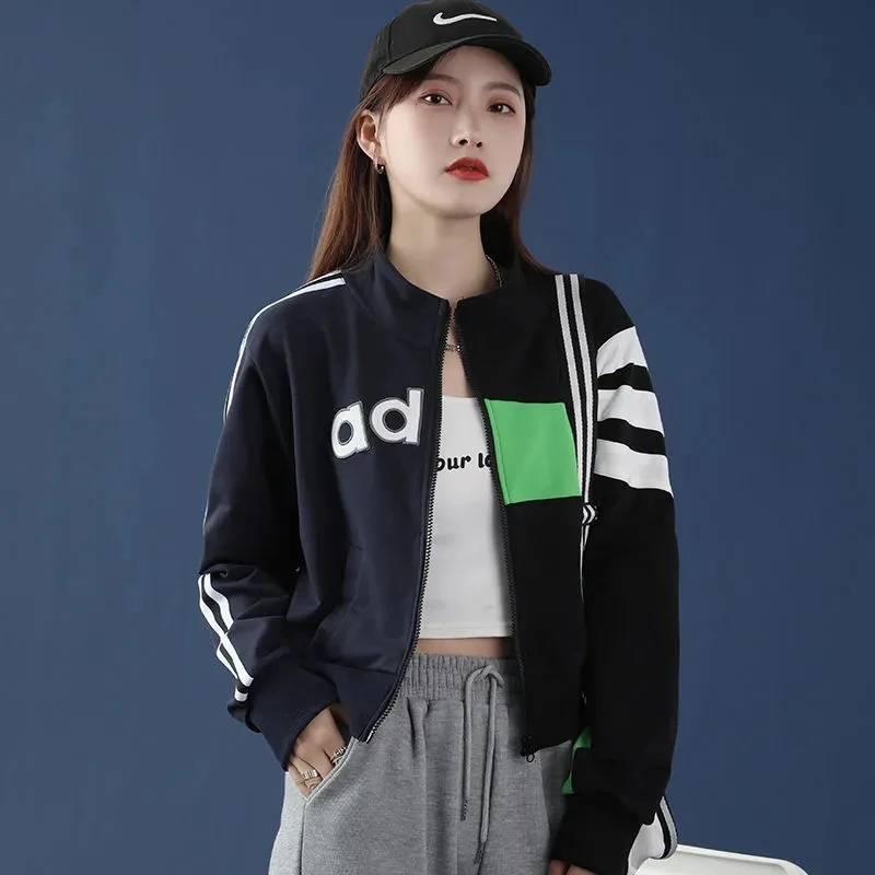 

Куртка женская укороченная на молнии, с воротником-стойкой и длинным рукавом