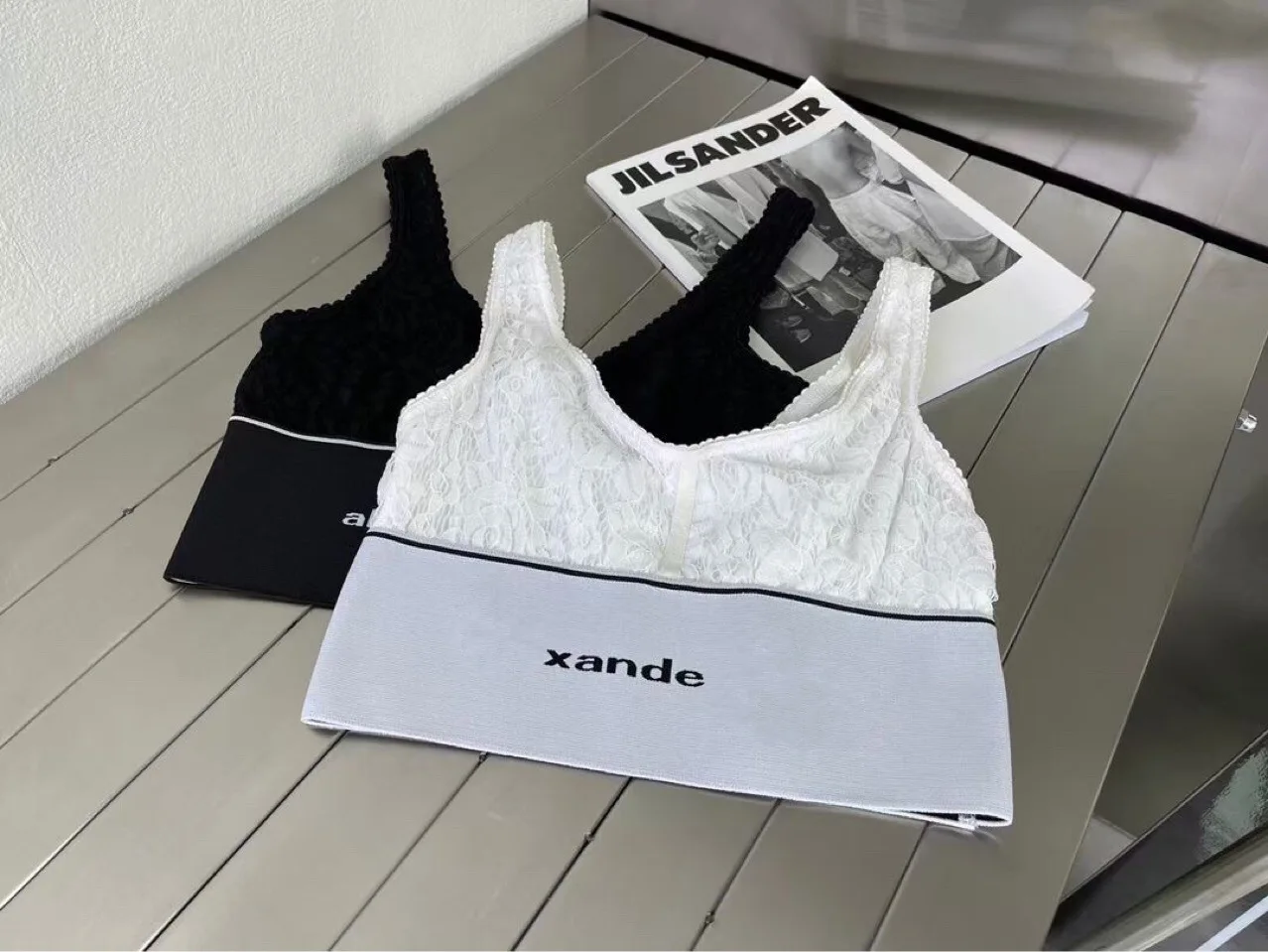 

Aw Wang 2021 Summer New King Lace Slim-fit Inner Vest Strap Women's Short Pure Color Top