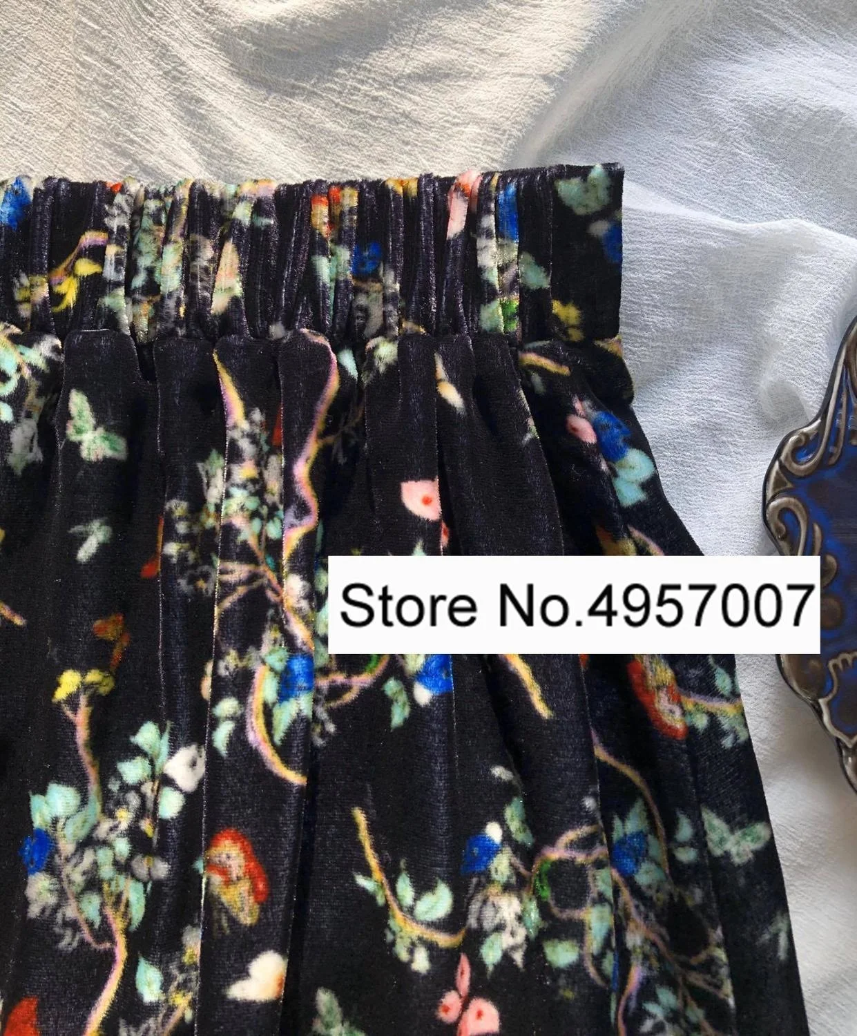 

Ladies Silk & Viscose Velvet Asymmetrical Midi Skirt With Lace Patchwork Detail