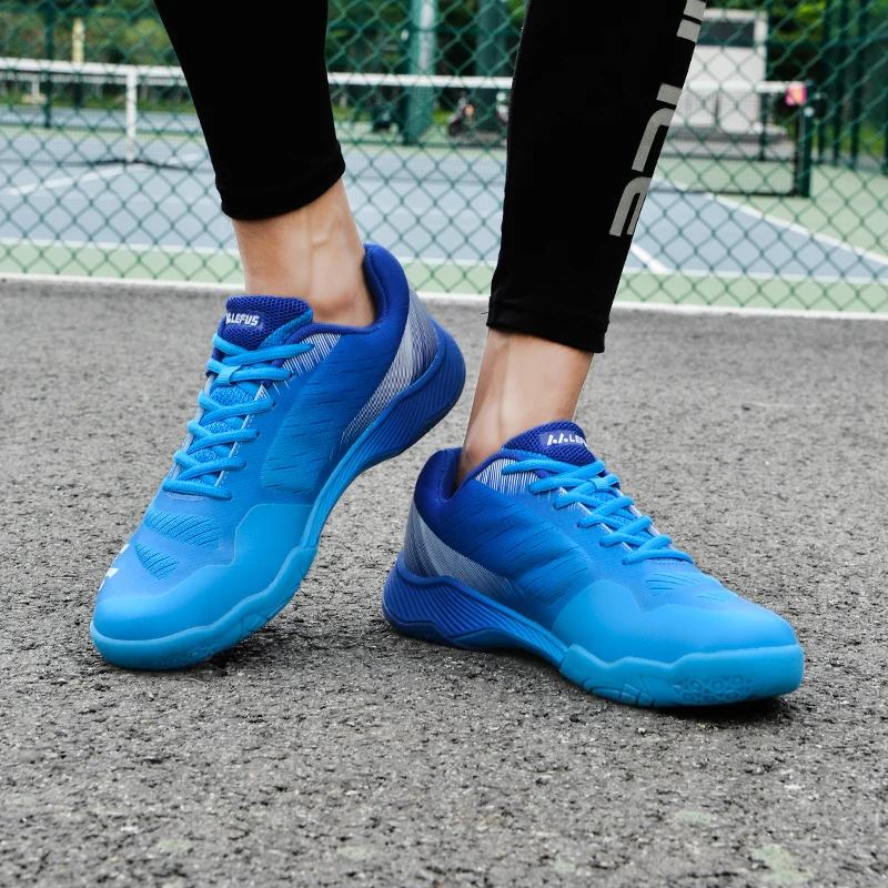 

Large Size Comfortable And Lightweight Badminton Shoes Non-slip Wear-resistant Badminton Shoes Breathable CushioningSports Shoes