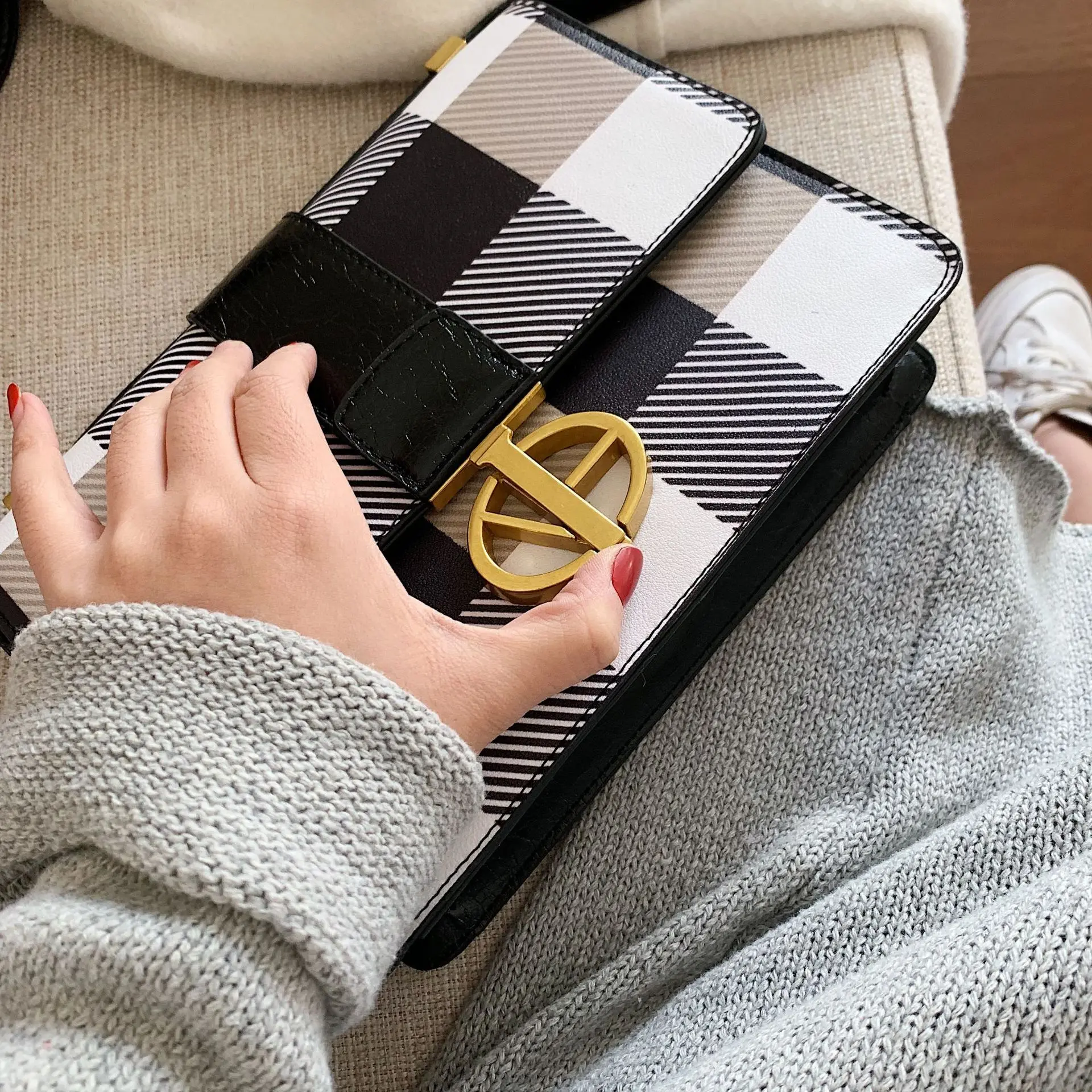 Полосатые сумки через плечо для женщин с металлическим замком сумка женские