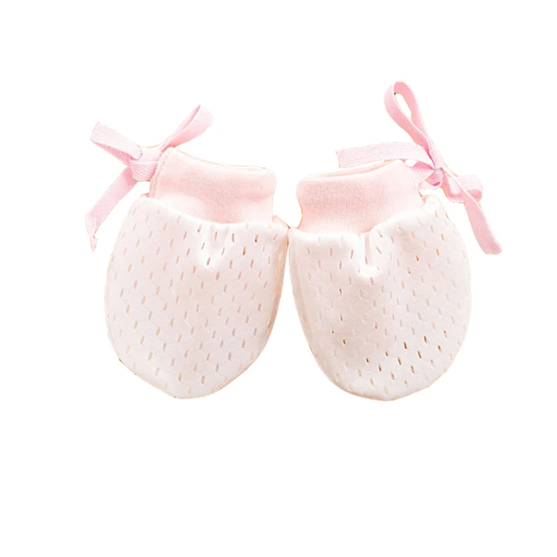 

3 Pairs Summer Newborn Baby Thin Gloves Kids Boys Girls Breathable Mesh No Scratch Mittens with Adjustable Belt for 0-6 Months
