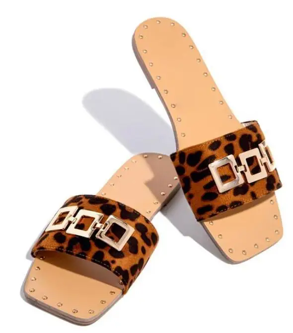 

Women Sandals At Home Flip Flop Summer New Style Flat Colored Gold Buckle Outdoor Leisure Non-slip Beach Slippers Wild Fashion