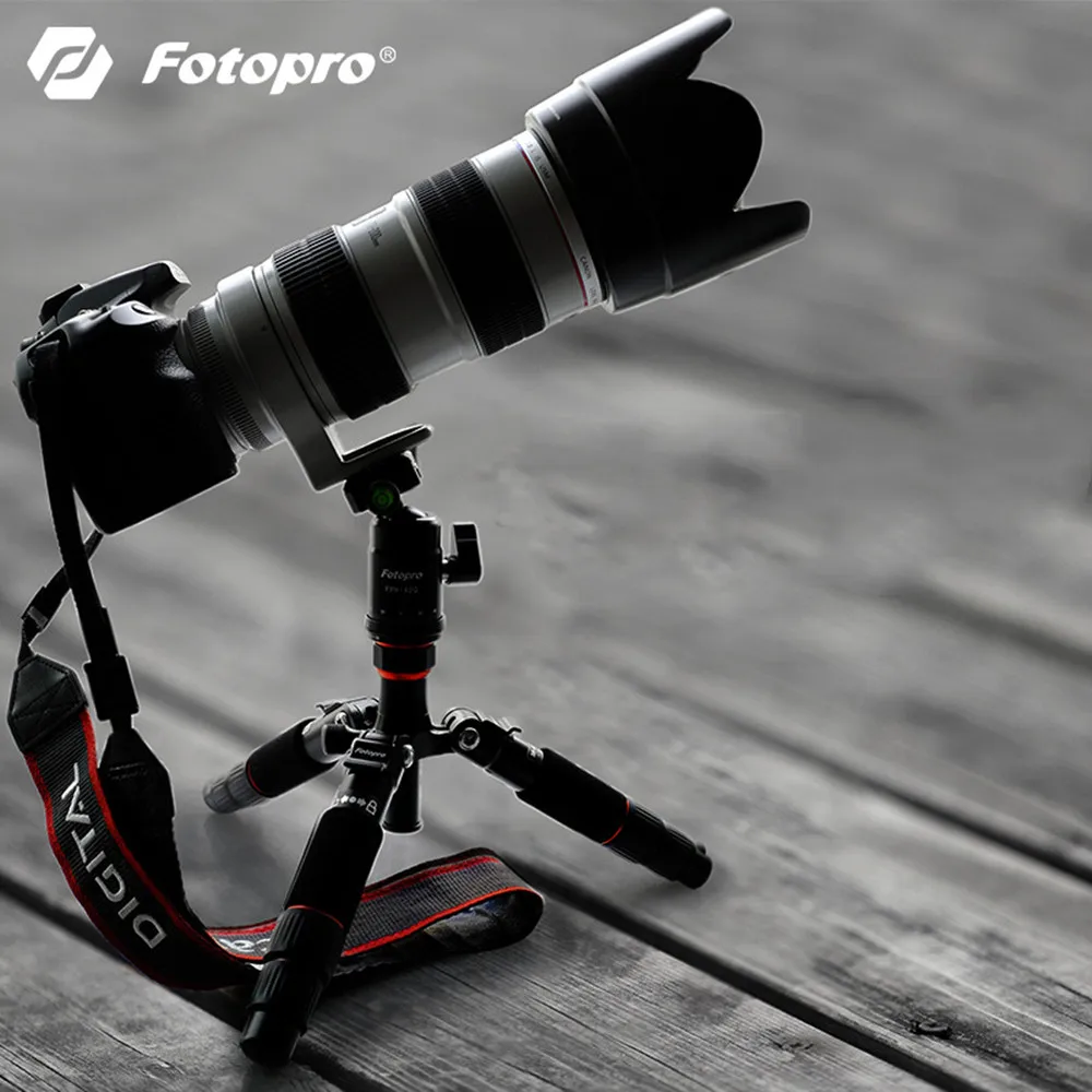 

Fotopro M-4C Carbon Fiber Macro Mini Tripod PTZ Quick Release Plate Set MINI Portable for Canon Nikon Camera Cell phone Stand