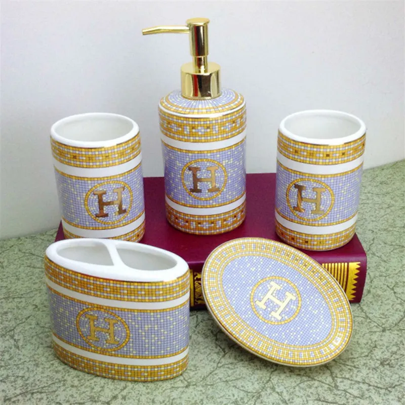 porcelain soap dispenser pump bottle toothbrush holder couple cup wedding gift present ceramic european bathroom accessory set free global shipping