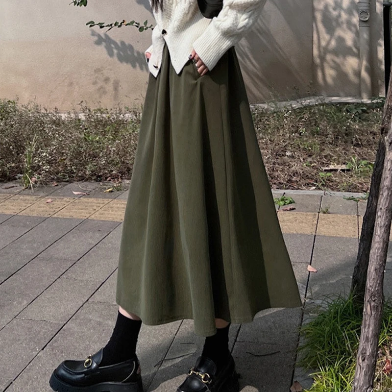 

Limiguyue Vintage Corduroy A-line Skirt Women Winter Warm Umbrella High Street Elastic Waist Pockets Green Long Skirts K3841