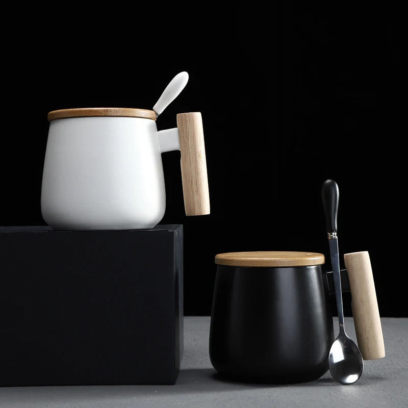 

New Nordic Style Wooden Handle Ceramic Coffee Cup Large Capacity Cup and Spoon Milk Cup Home Office Mugs Tazas