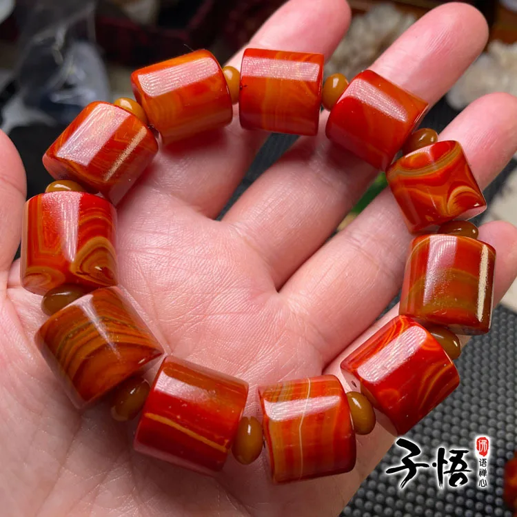 Цилиндрические браслеты из красного агата с матовым агатом | Украшения и