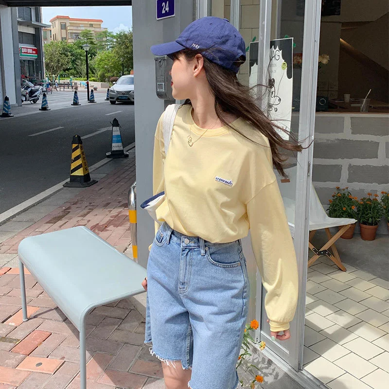 

Женская футболка в Корейском стиле