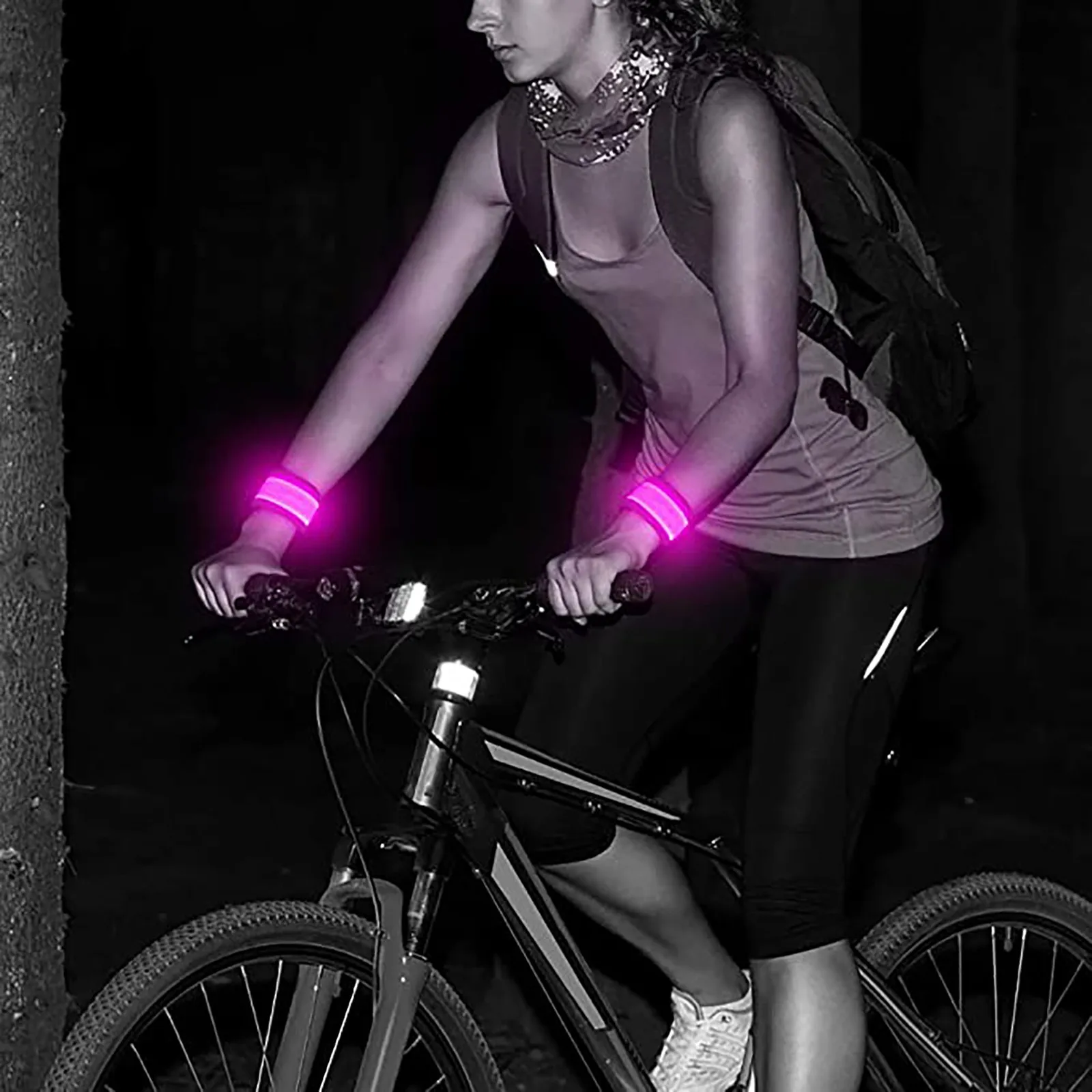 

2021 High Quality Wristbands Light Up Led Armbands For Running Reflective Gear Flashing Led Sports Wristbands Low Price