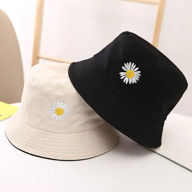 Панама рыболовная Женская двусторонняя от солнца с маленькими маргаритками 52 см