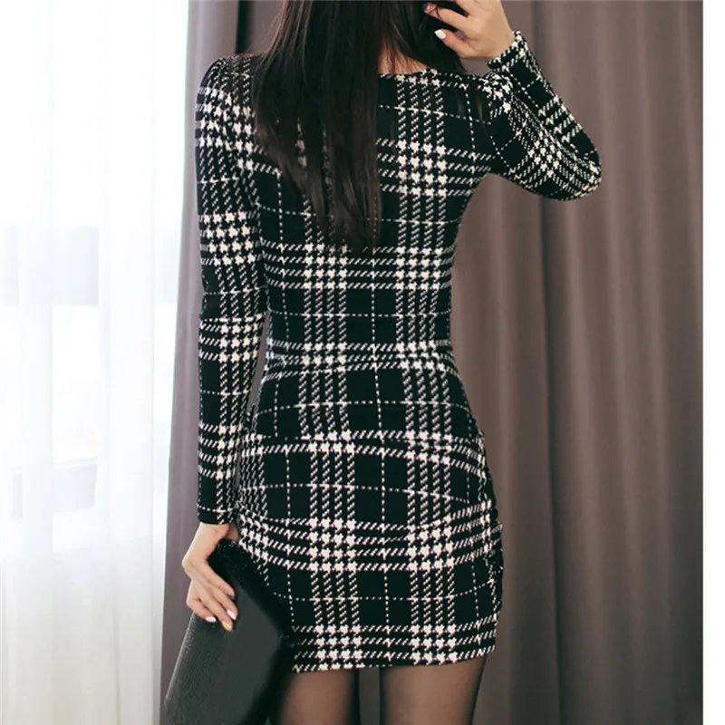 Черно белое клетчатое сексуальное элегантное облегающее платье с v образным