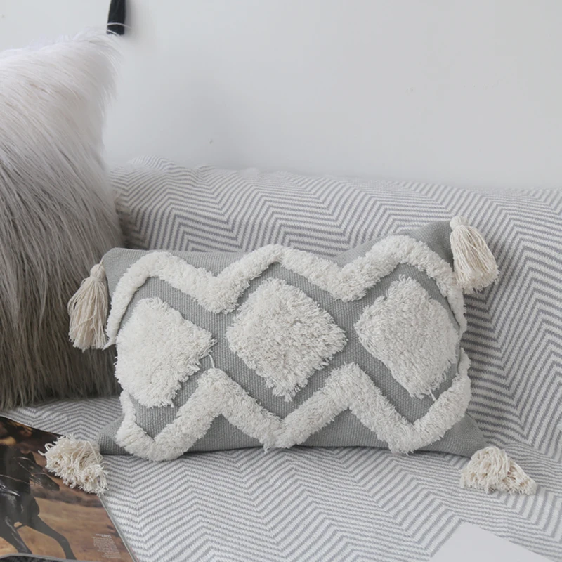 Стеганая вышитая наволочка индивидуальная прикроватная для дивана Наволочка на