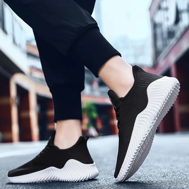 

2020 Spring And Summer Men's Outdoor Casual Sports Shoes, Comfortable Lining, Running Sports Shoes
