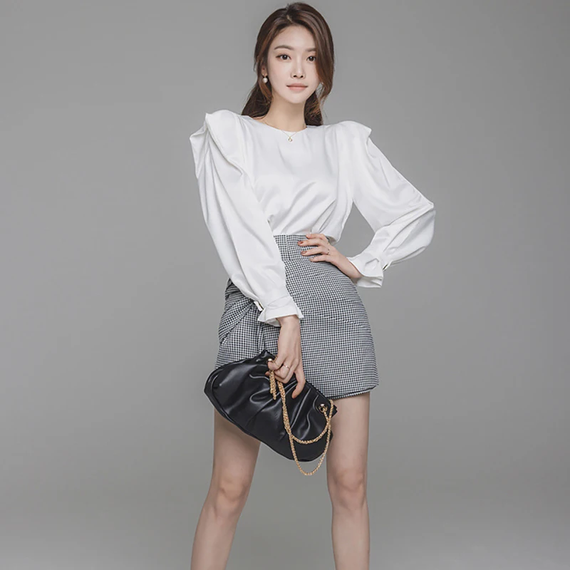 

fashion comfortable new arrival fresh formal women sets temperamental fresh white shirt and plaid short pant elegant wild sets