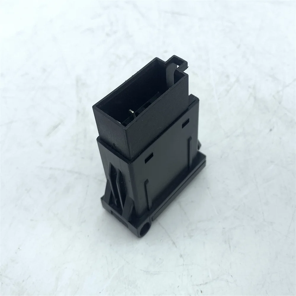 Модифицированный USB 24 В для грузовика Sinotruk Shandeka C7HG7TX интерфейс зарядки