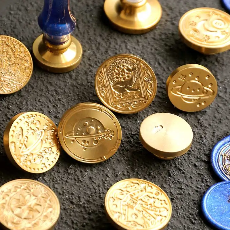 

Starry Whale Wax Stamp Planet Series Fire Paint Seal Envelope Seal Invitation Card Wax Seal Invitation Letter DIY Decoration Gif