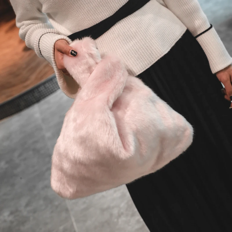 

Fashion fur handbag tote bag luxury brand famous designer brand dinner bag large capacity clutch bag autumn and winter new goods