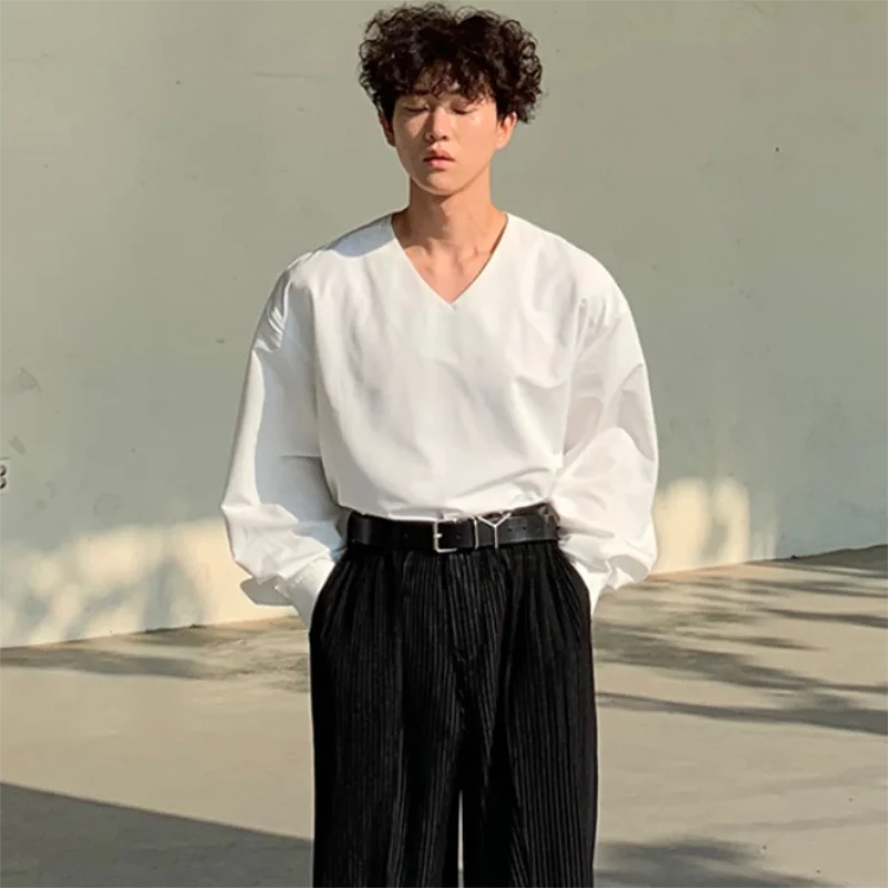 Men's shirt temperament loose large size V collar shirt Korean edition fashion bottom shirt solid color new shirt