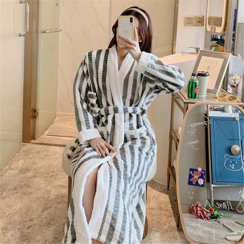 

YRRFUOT 2021 Autumn/Winter Coral Fleece Women's Nightgown Thickened Plus Velvet Mid-length Lace Pajamas Striped Flannel Homewear