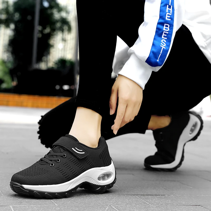 

Women Running Shoes Breathable Casual Shoes Outdoor Light Weight Sports Shoes Casual Walking Sneakers Tenis Feminino Shoes