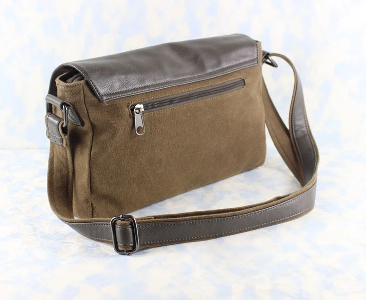 Сумка-мессенджер из натуральной кожи 30 х22 см | Тематическая одежда и униформа