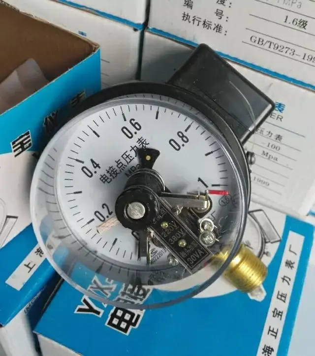 YXC100 4-дюймовый Манометр с электрическим контактом 100 мм, нижняя резьба