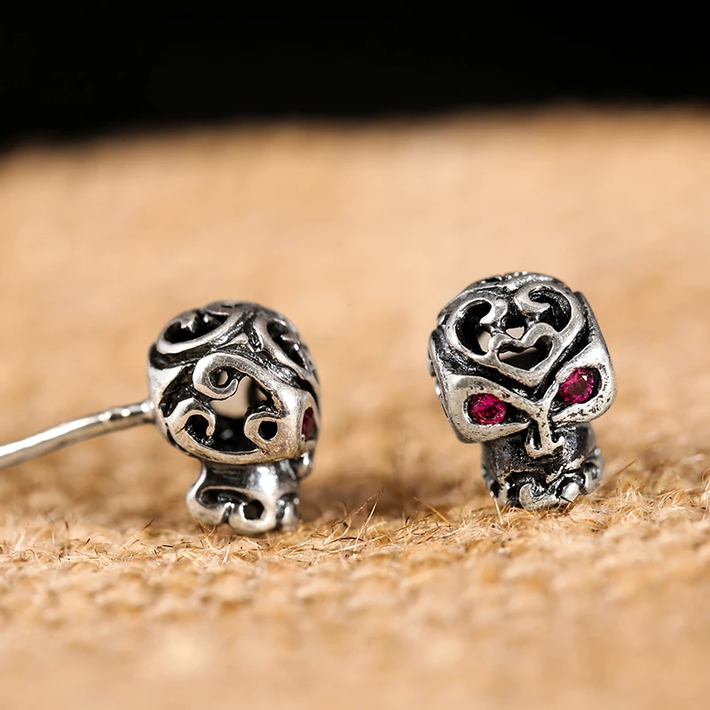 925 стерлингов Серебряные ювелирные изделия Punk Череп Шпильки для хип-хоп Обувь