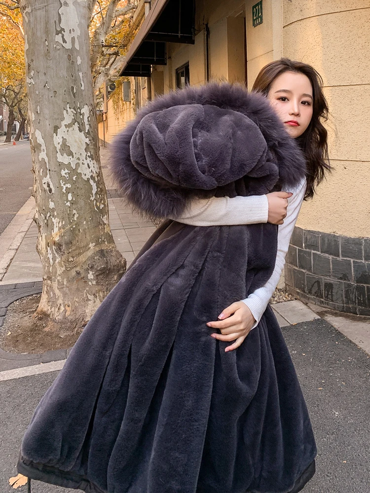 

Large Fur Hooded Winter Parka Coat Women 2020 Oversize Loose Thicked Outwear Cotton Adjustable Waist Medium Long Jacket Femme
