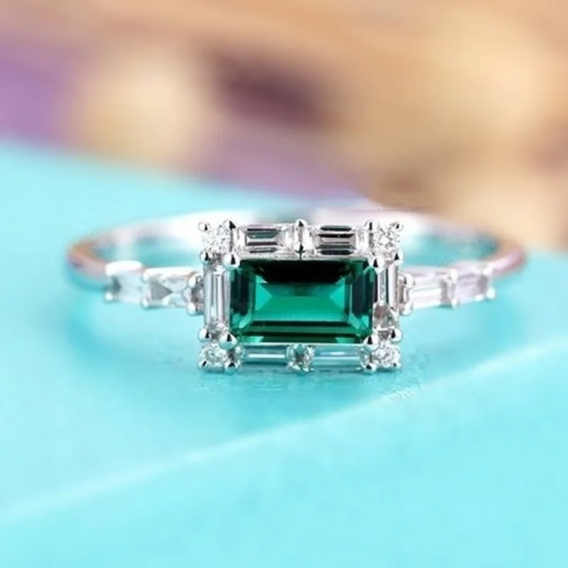 

1.5 Carats Green Diamond Fashion Engagement Wedding Anniversary Ring Size 6-10