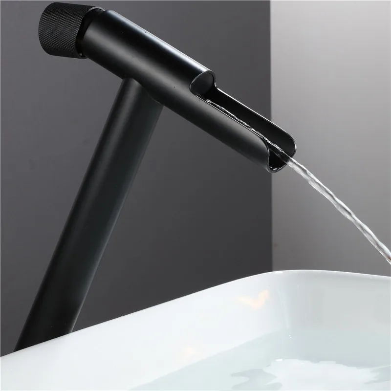 

Bathroom Basin Faucets Solid Brass Sink Mixer Crane Tap Hot & Cold Deck Mounted Waterfall Vessel Mixer Black/Nickel New Arrival