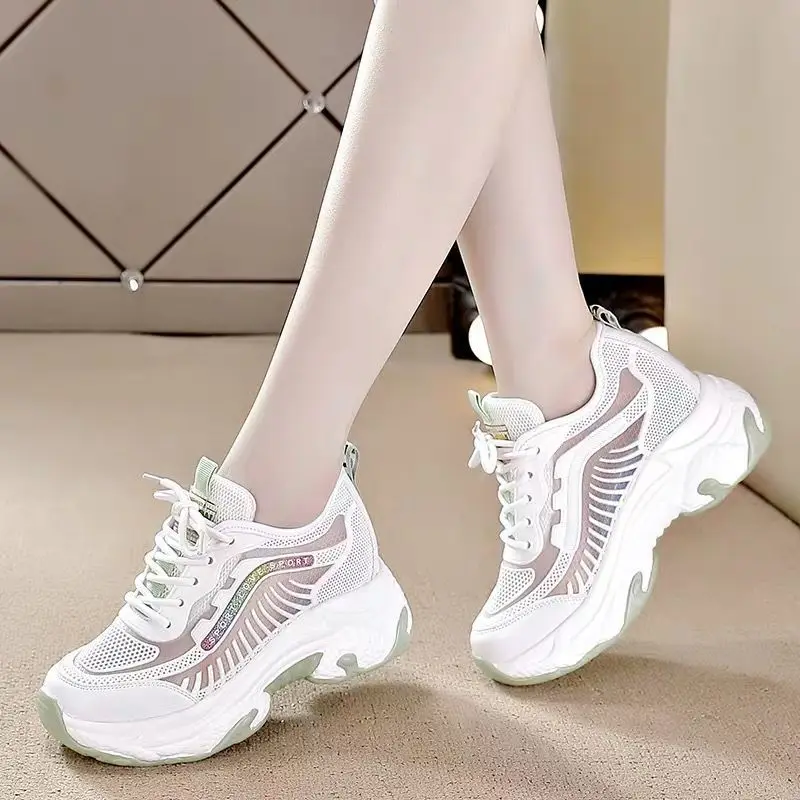 

Women's Shoes