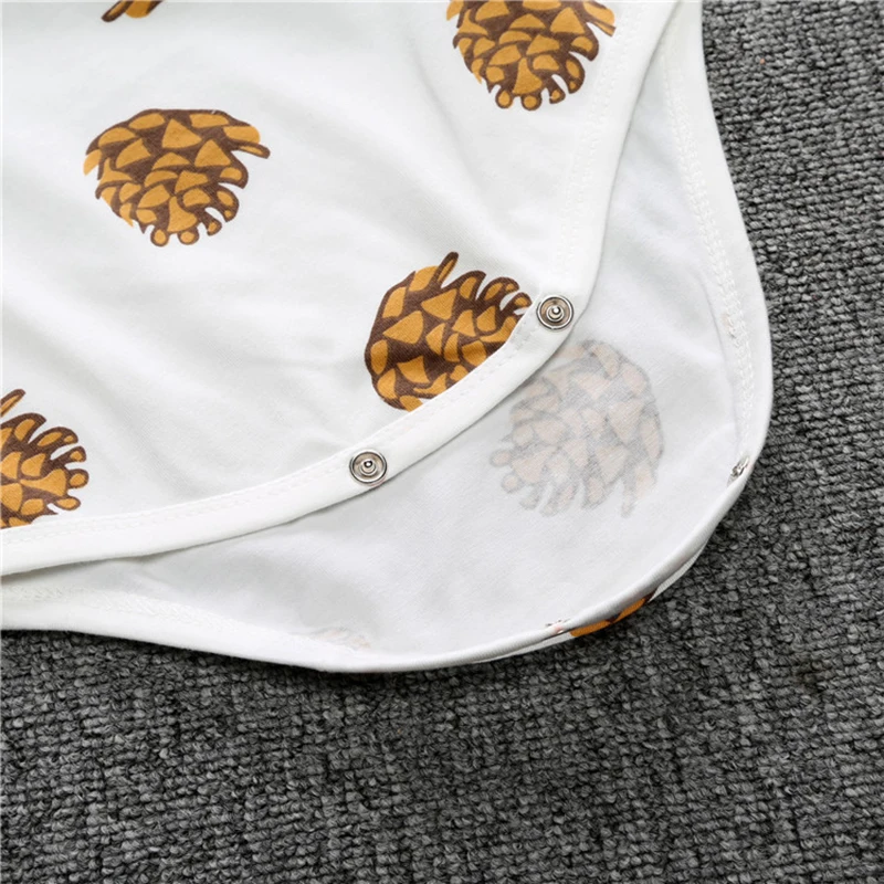 Летняя одежда для новорожденных мальчиков с принтом сосновых конусов боди