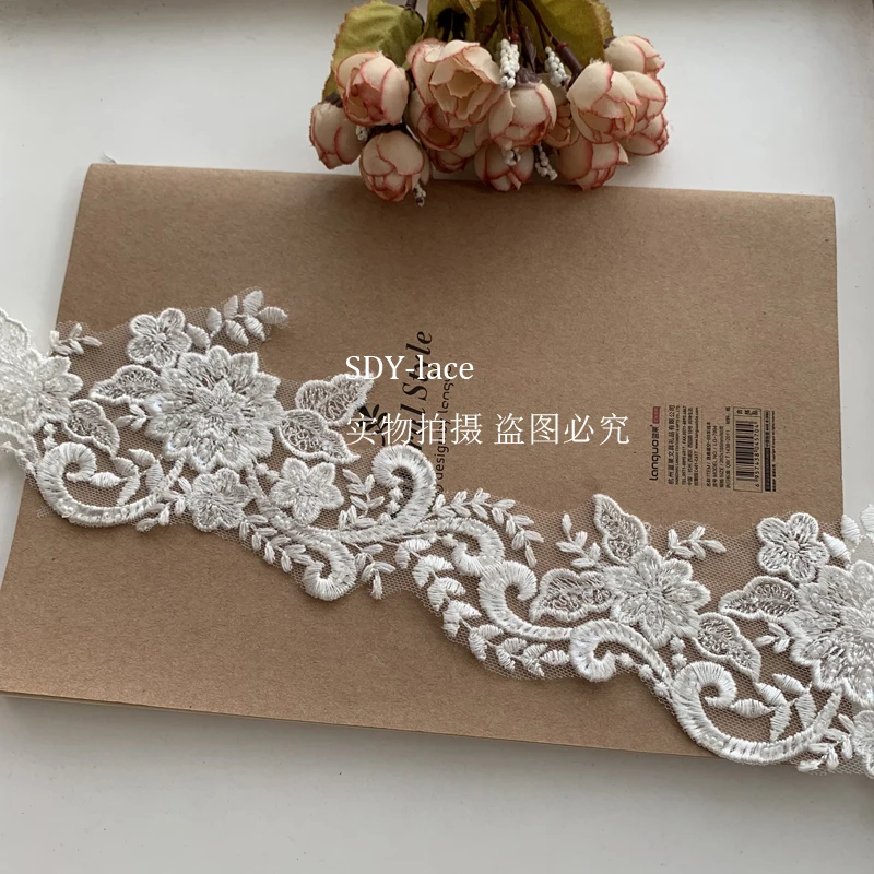 

5 Yards=1lot beading lace trim Ivory wedding dress bride veils sew-on lace border trimming 2020 NEW design high quality