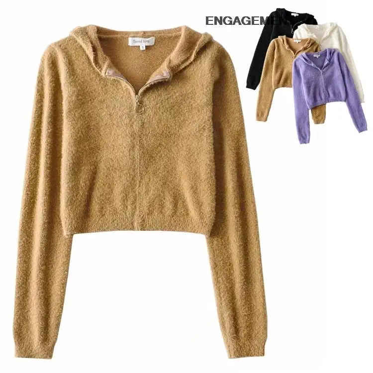 

Hoodies & Sweatshirts